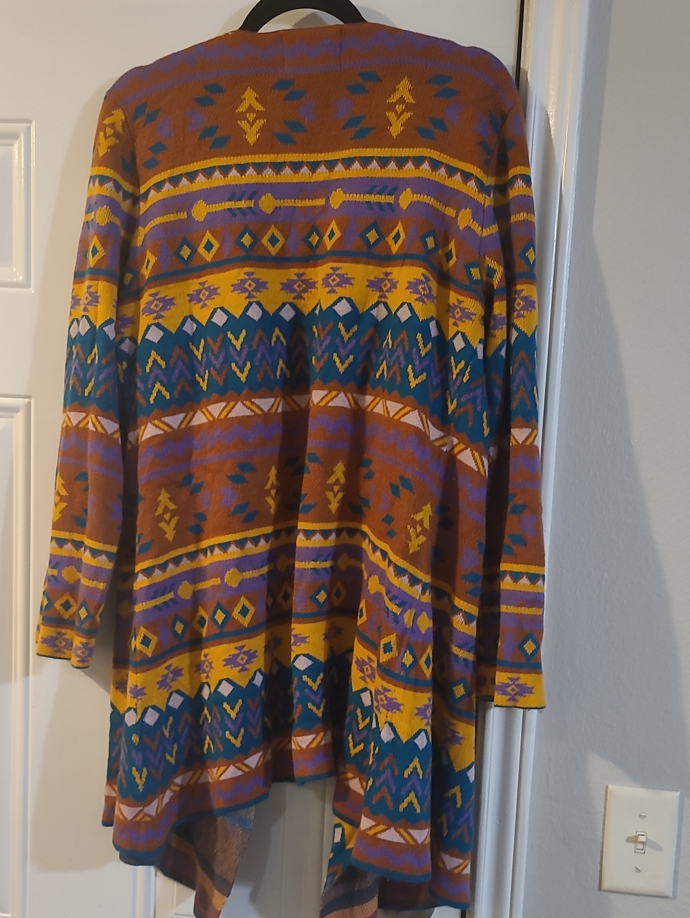 Savanna Jane Rust Multi-Color Aztec Open Cardigan - Picture 6 of 6